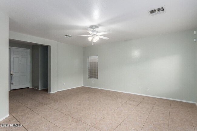 Building Photo - 2739 E Indian Wells Pl
