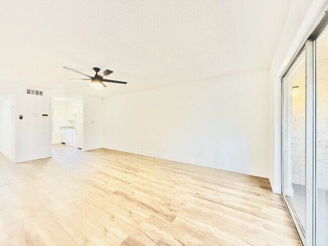 Building Photo - 7517 Pitch Pine Cir