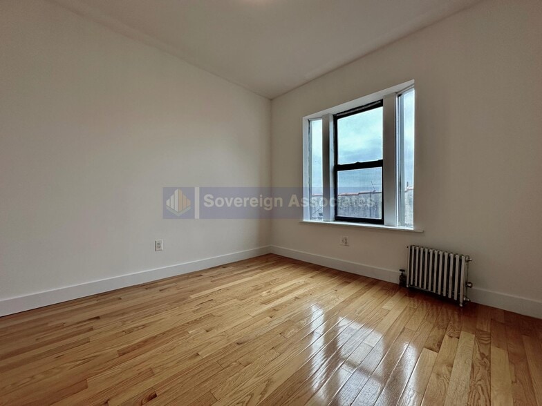 Building Photo - 601 W 137th St