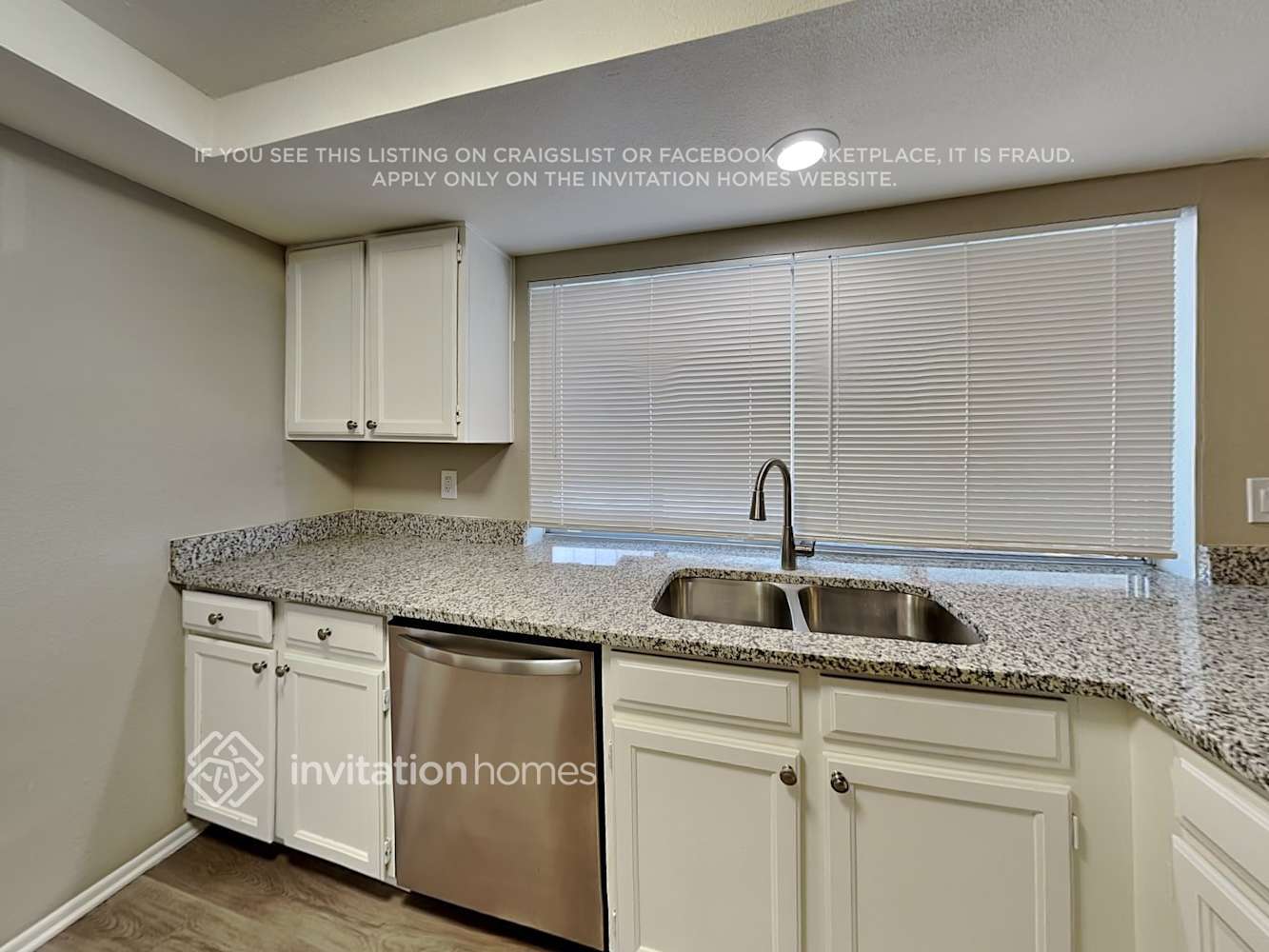 Building Photo - 5326 W Purdue Ave