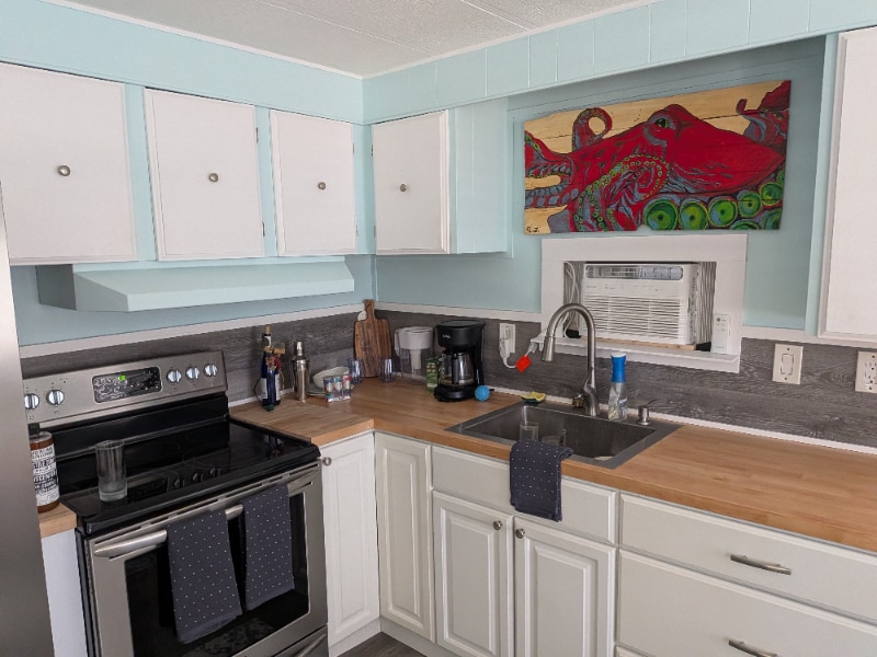 Building Photo - 2601 Gulf Dr N