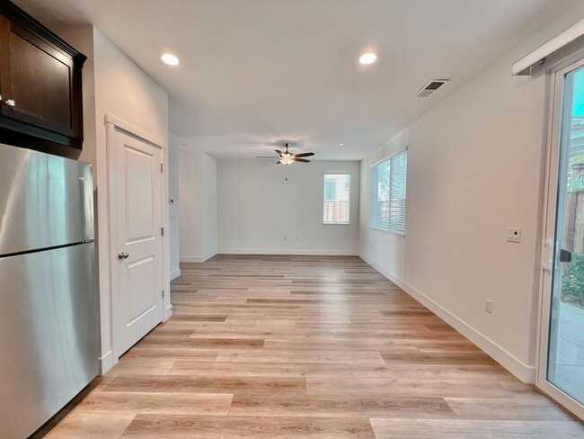 Building Photo - Beautiful Duets at Westfield in Hollister