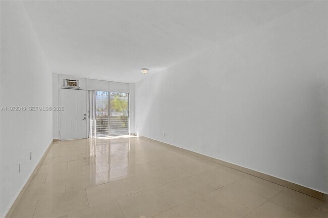 Building Photo - 1685 Jefferson Ave