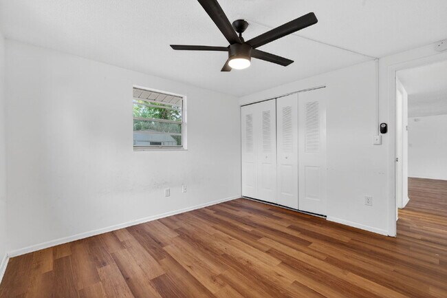 Building Photo - Beautiful 2 Bedroom, 2 Bathroom, 1 Car Garage home for rent.