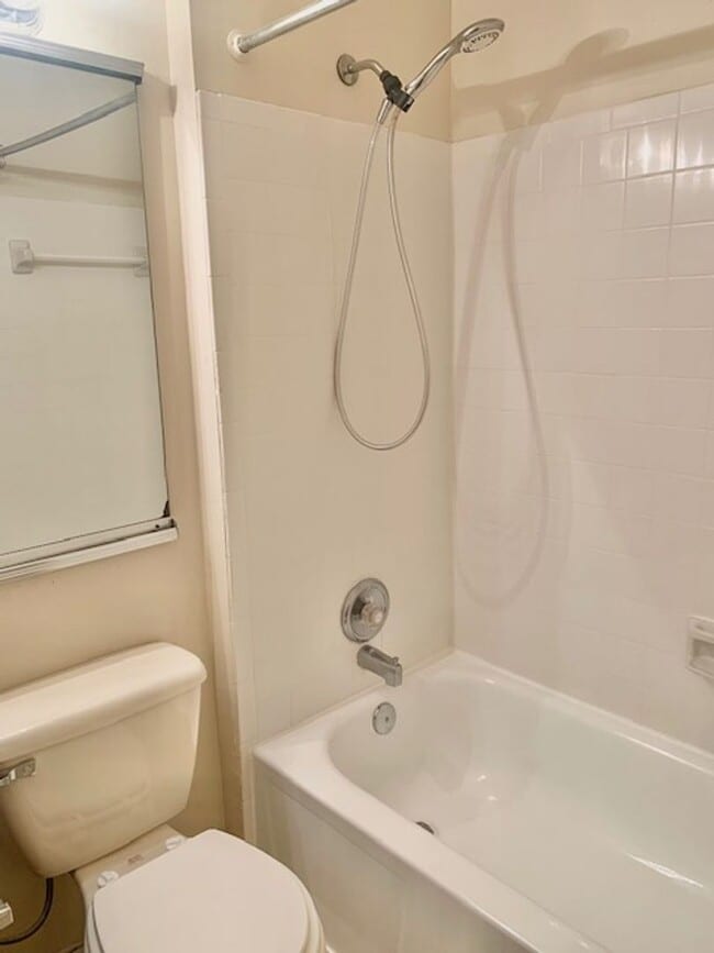 Building Photo - Welcome home!