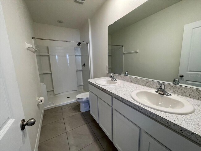 Building Photo - 2883 Peony Pr Ln