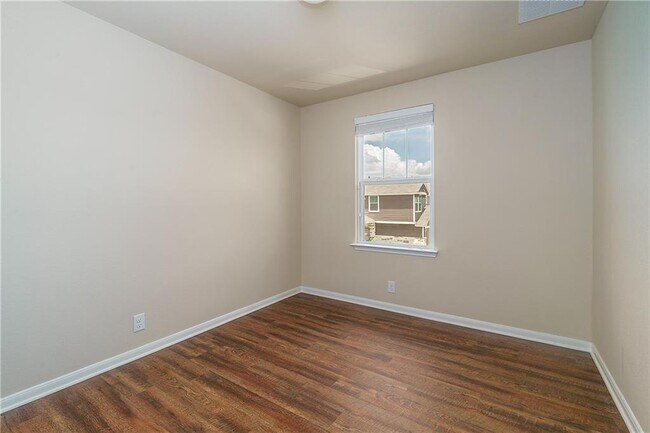 Building Photo - 13417 Little Gull Dr