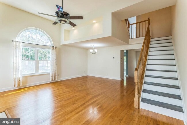 Building Photo - 13401 Silver Moon Way