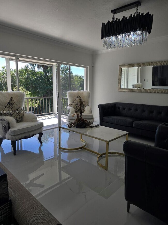 Building Photo - 6010 S Falls Cir Dr