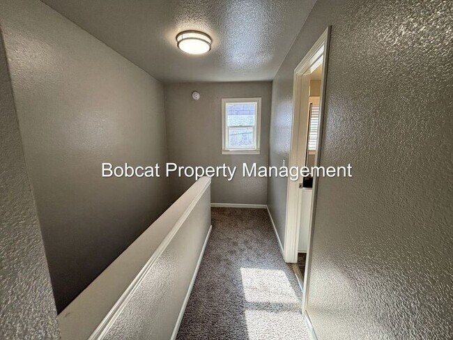 Building Photo - 2590 N Carson St