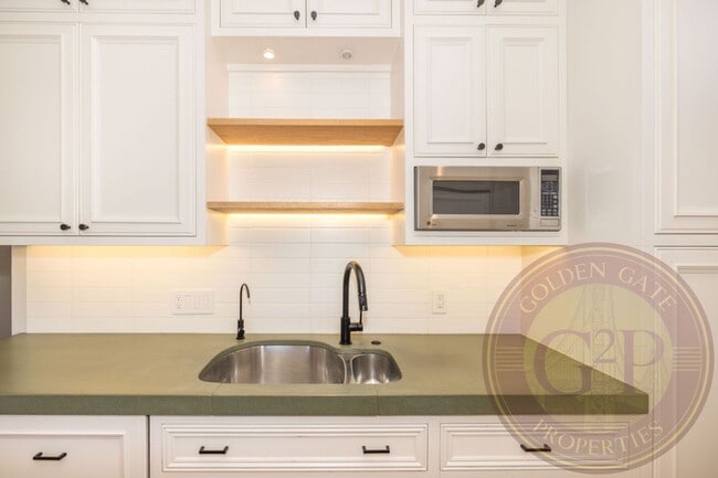 Building Photo - Noe Valley - 2 BR, 1 BA Condo 1,067 Sq. Ft. - 3D Virtual Tour, Parking