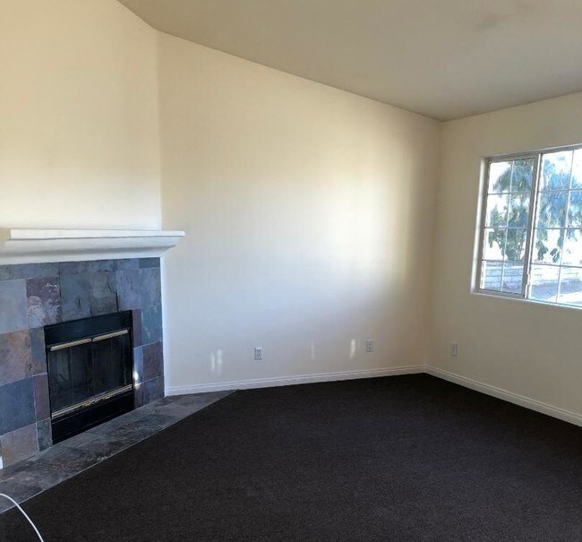 Building Photo - 32750 Rose Tree Ln