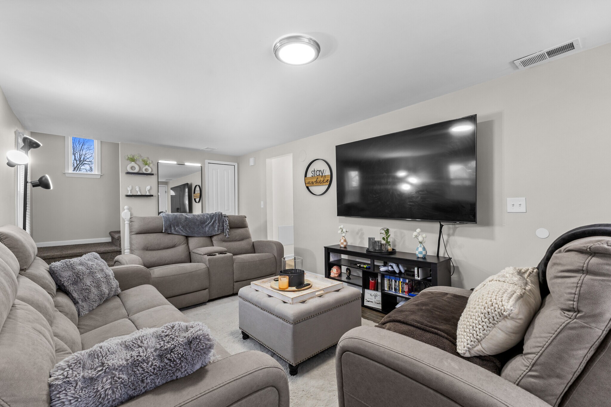 Building Photo - 5222 Williams St