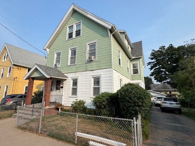 Building Photo - 178 Lamson St
