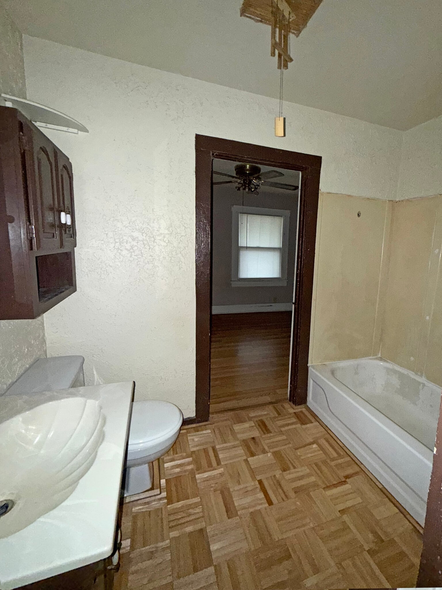 Building Photo - 2017 N Graceland Ave