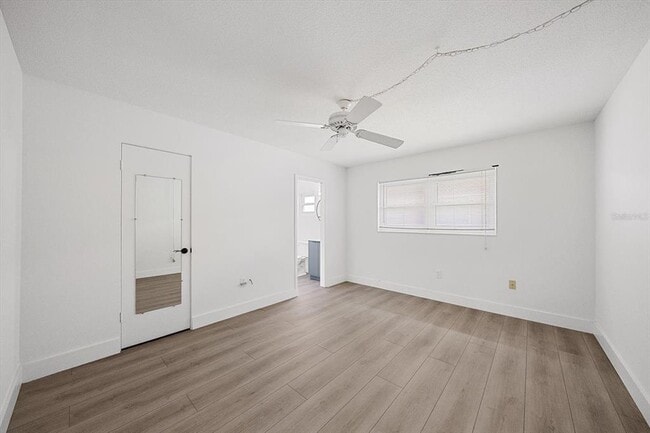 Building Photo - 3818 Roxane Blvd