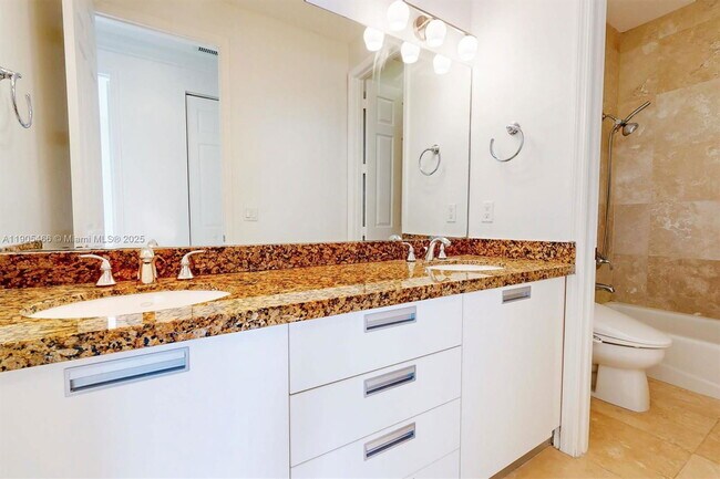 Building Photo - 3180 New York St