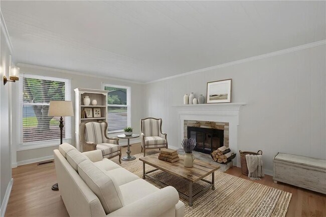 Building Photo - 9470 Hillside Dr