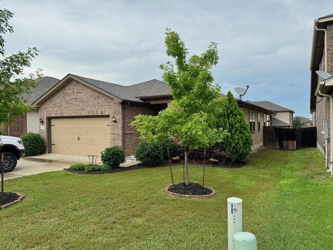 Building Photo - 252 Prairie Vista