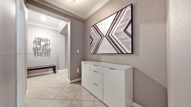 Building Photo - 154 SE 23rd Terrace