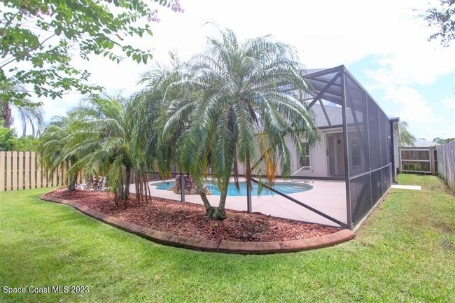 Building Photo - 1648 Kestrel Ct