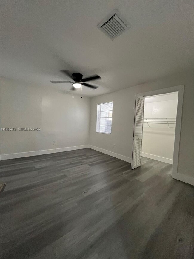 Building Photo - 1999 NW 2nd St