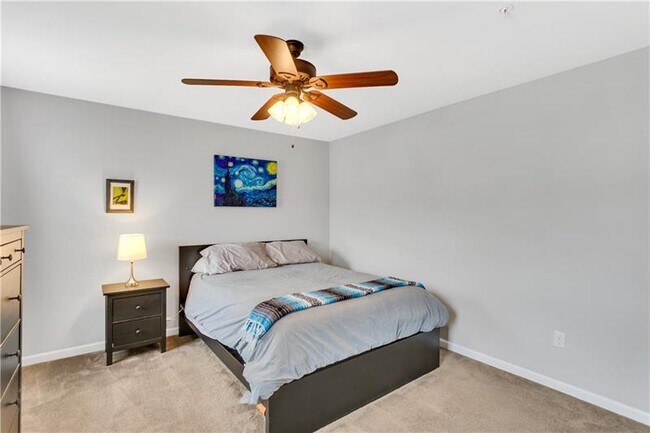 Building Photo - 1503 Pointe View Dr