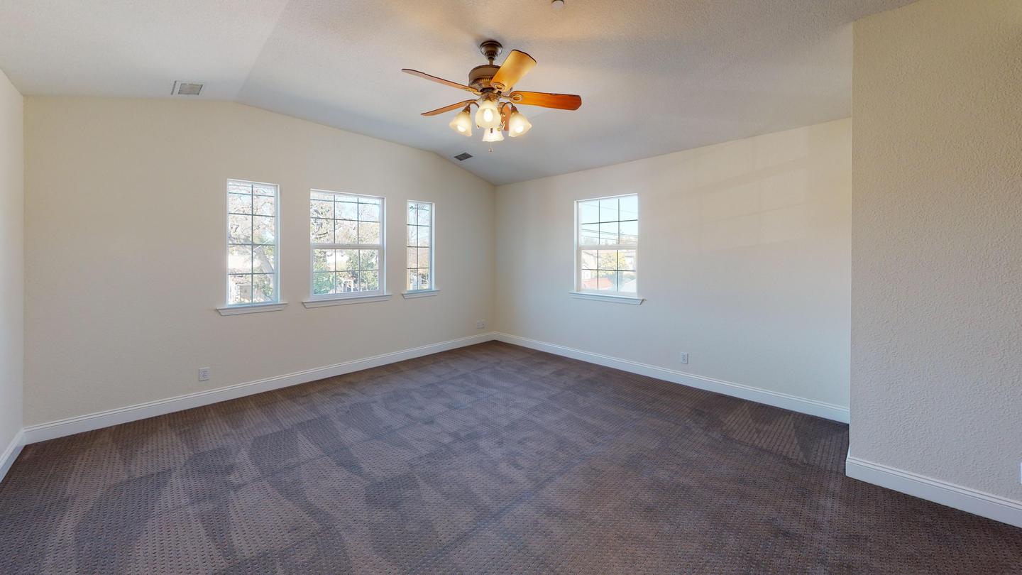 Building Photo - 1517 Jefferson Ave