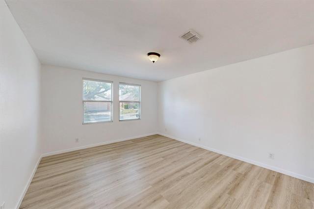 Building Photo - 12850 Vassar Dr
