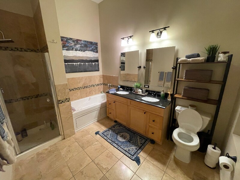 Building Photo - 1851 N Milwaukee Ave