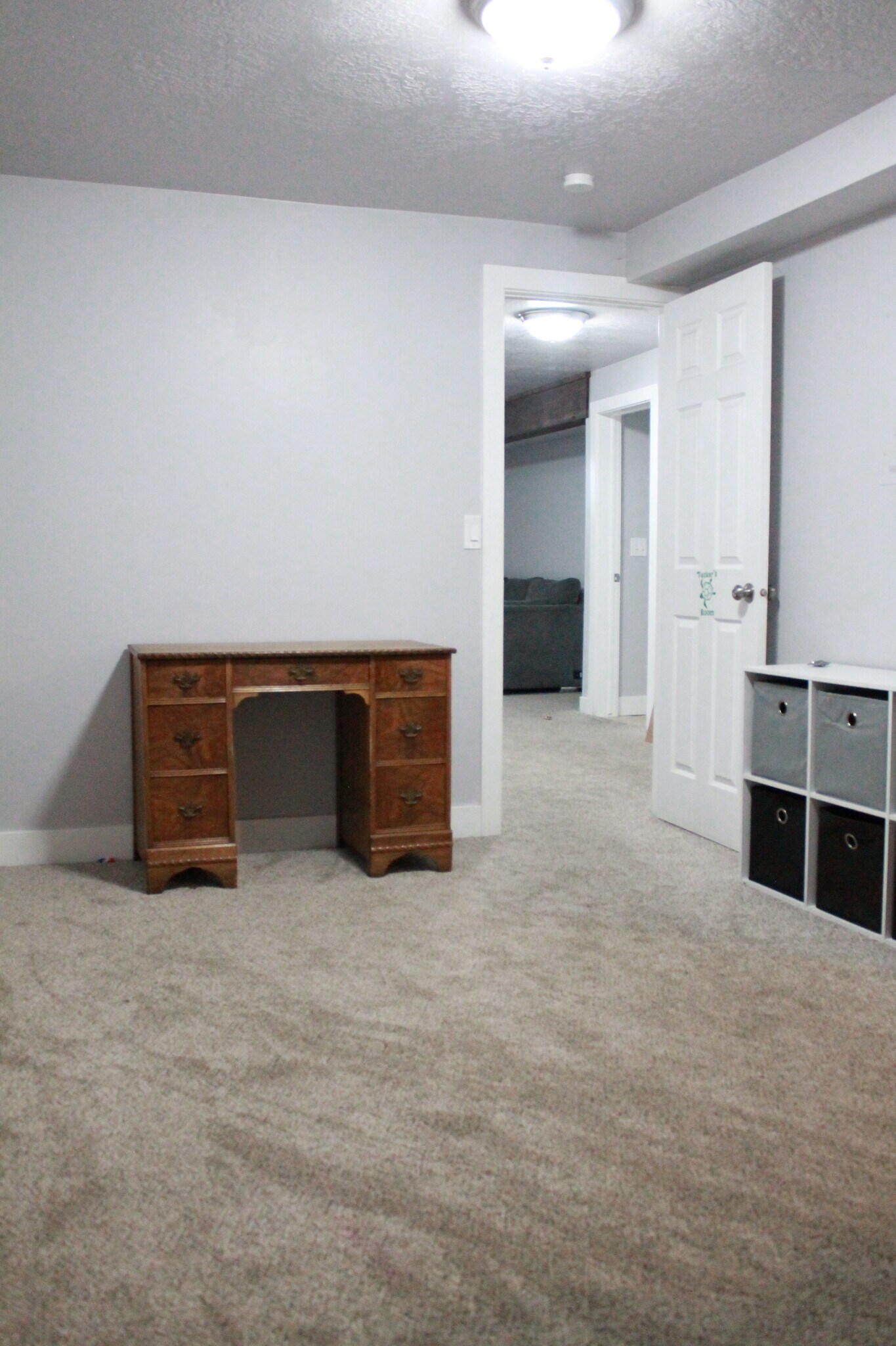Building Photo - 555 W 920 N