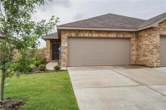 Building Photo - 469 Canvas Ct