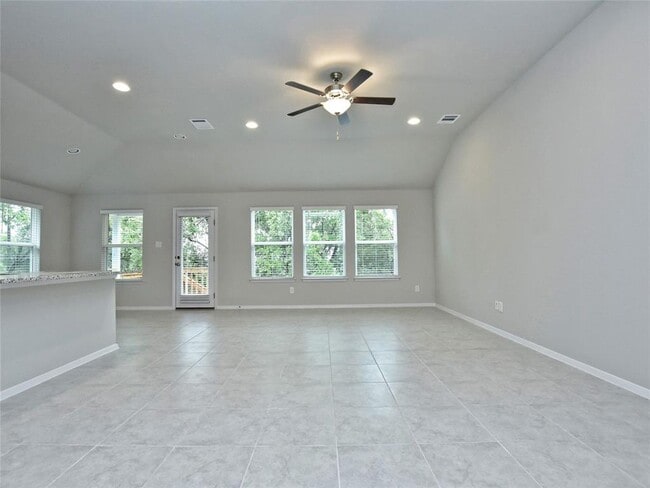 Building Photo - 21310 Mt View Dr