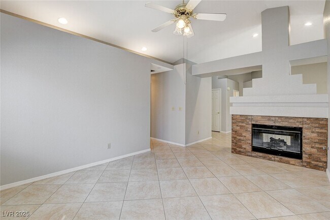 Building Photo - 4432 Crimson Leaf Dr