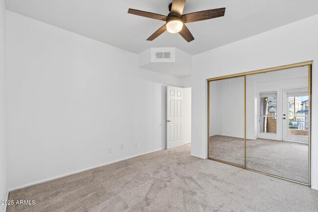 Building Photo - 101 N 7th St