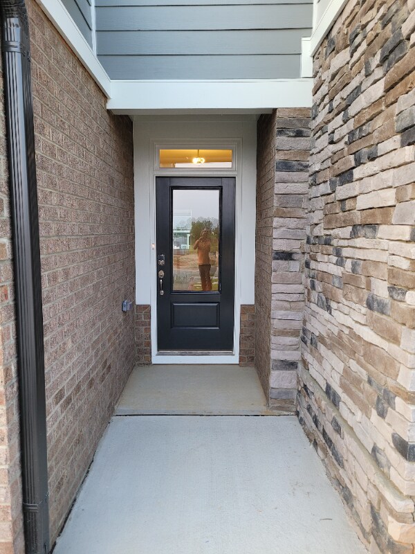 Building Photo - 302 Kephart Way