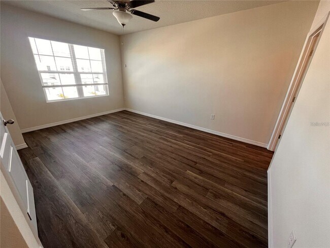 Building Photo - 1266 Balsam Dr