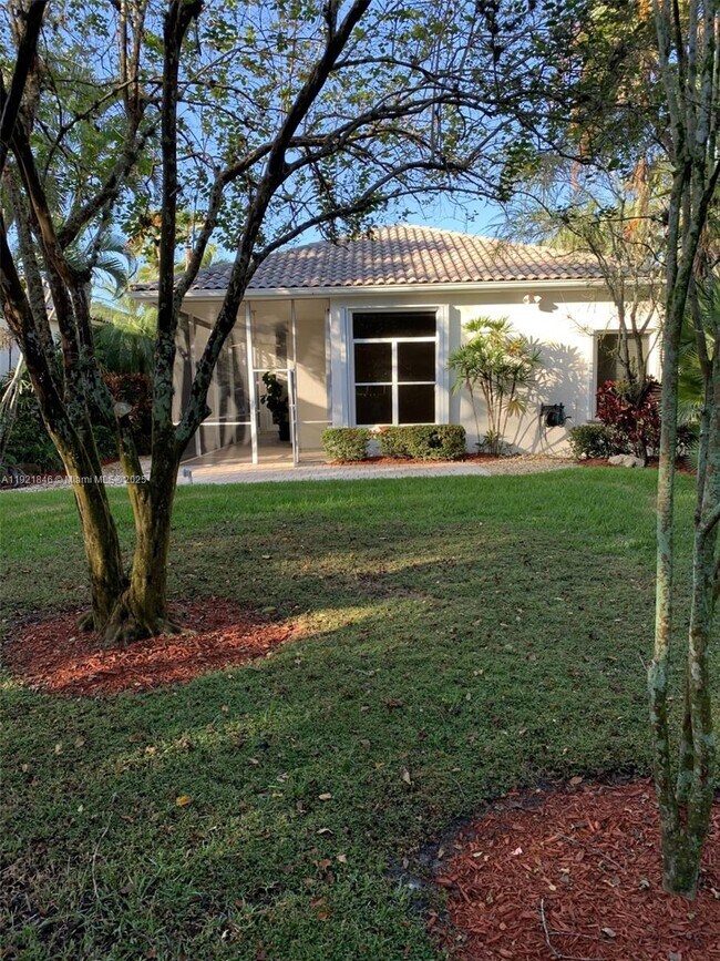 Building Photo - 2518 Bay Pointe Ct