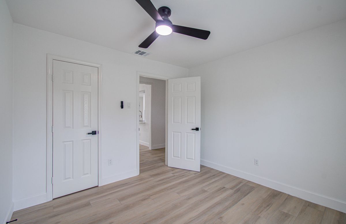 Building Photo - 15448 Chipman Ln.