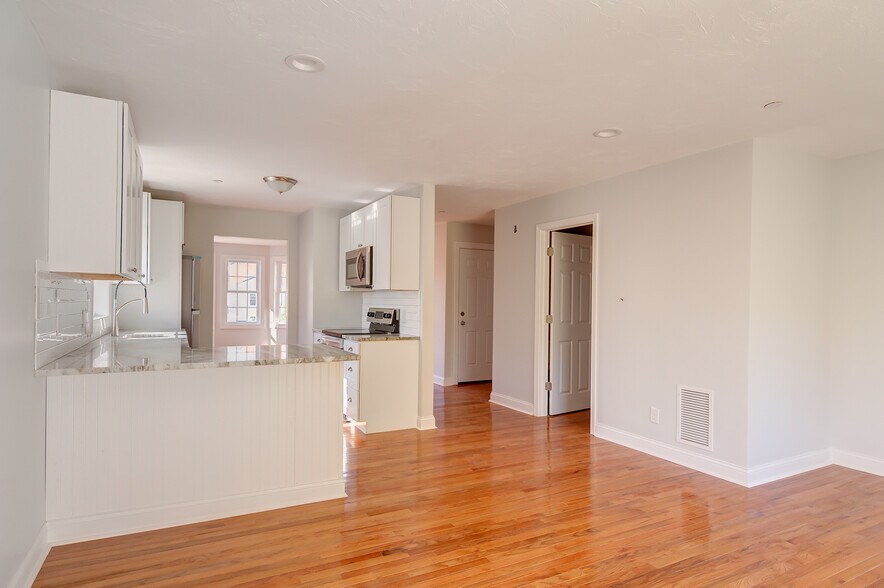 Building Photo - 74 Upland Street