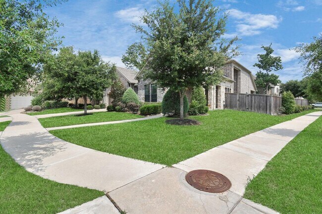 Building Photo - 5214 Alden Springs Blvd