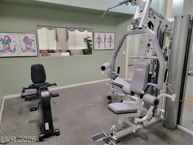 Building Photo - 1ST FLOOR UNIT IN POPULAR SILVERADO RANCH COMMUNITY!