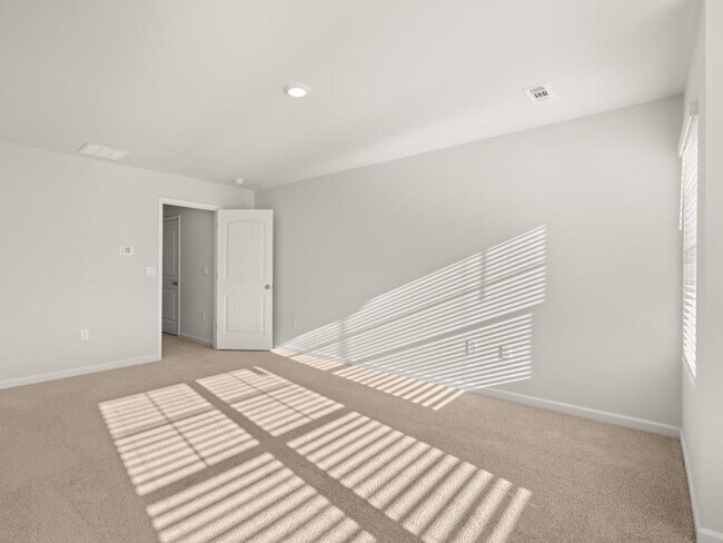 Building Photo - 30 Robinson Ridge