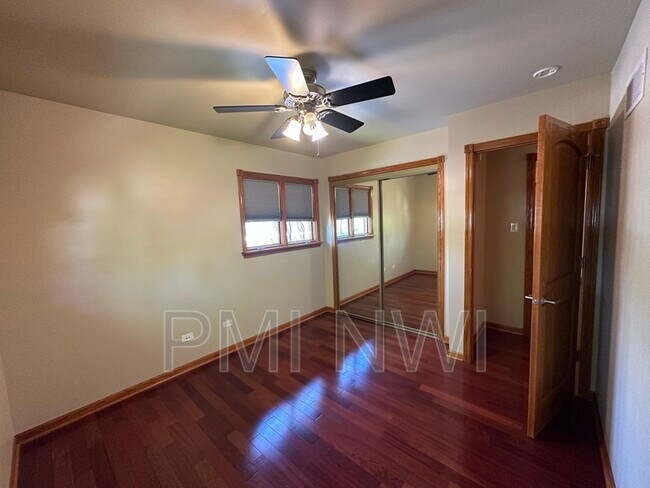 Building Photo - 7959 Beech Ave