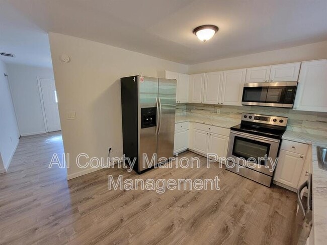 Building Photo - 1140 NW 20th Ave