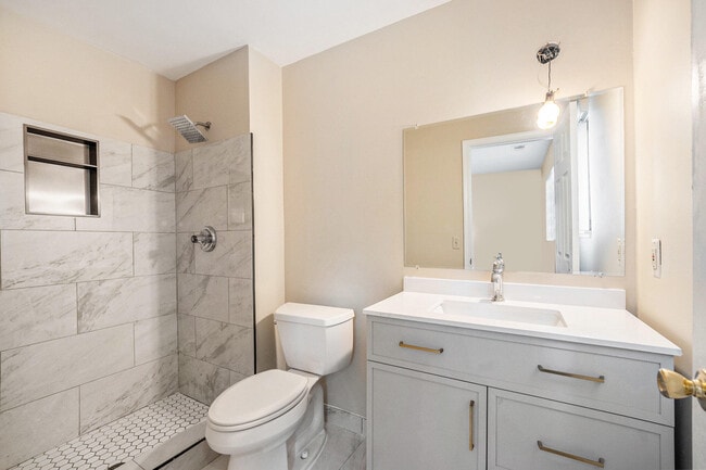 Building Photo - 30685 Hidden Pines Ln