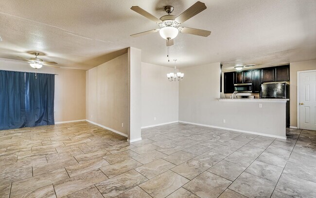 Building Photo - 5301 Marcillus Ave