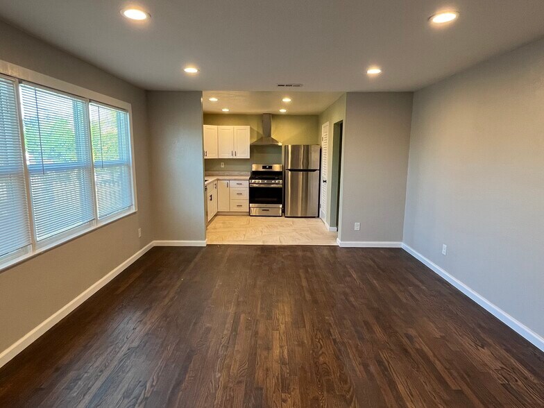 Living Room / Kitchen - 472 Clara Street