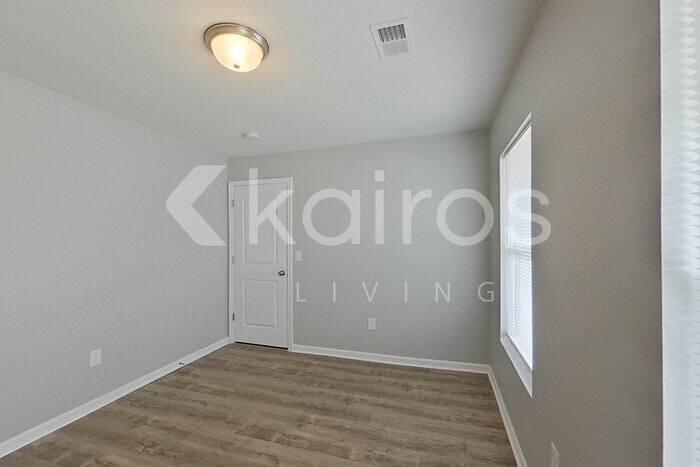 Building Photo - 480 Wagon Trail