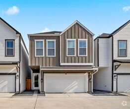 Building Photo - 8466 Berry Grn Ln